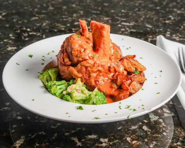 Smokehouse Underboss (Osso Buco).