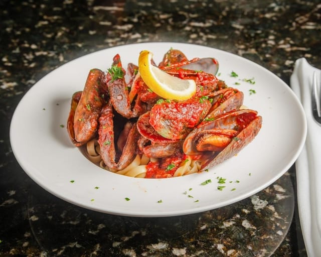 The Capone (Mussels).